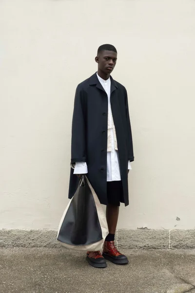 Look 11